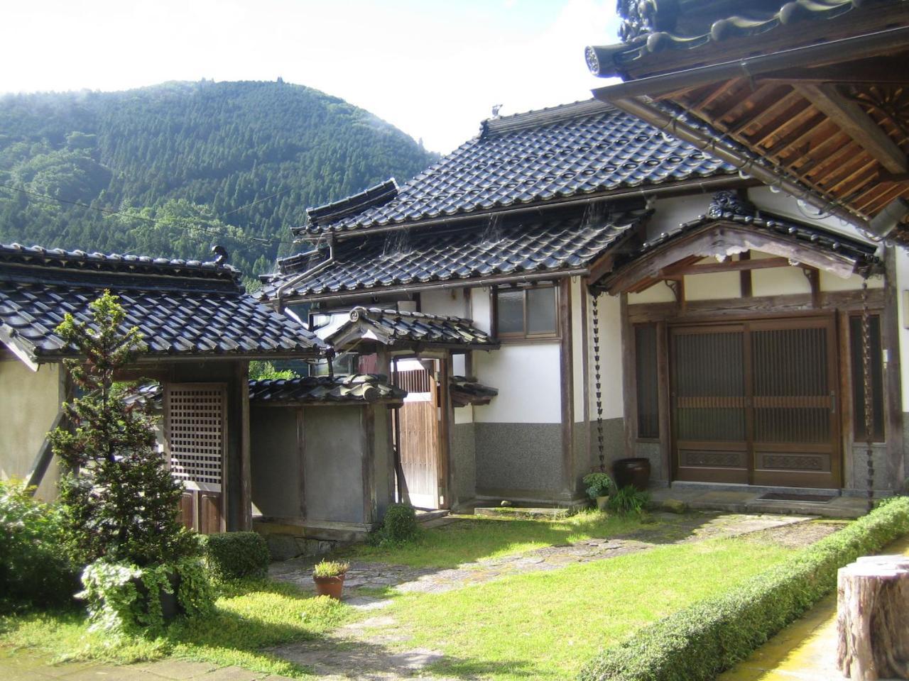 Japanese Style Inn Dohzen Miwa Niimi Exterior photo